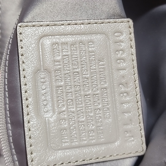 Coach Shimmery Signature Shoulder Bag Nwt - Picture 10 of 15